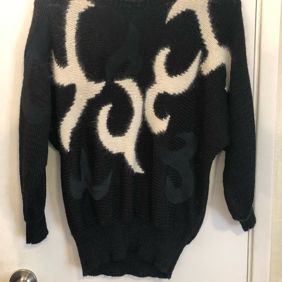 🌼Sold🌼Vintage 80’s Sweater - Picture 9 of 10